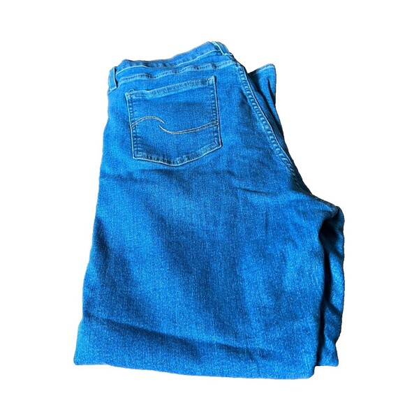 Levi Strauss Signature Jeans High Rise Straight Sz 18 34W Distressed Capri - Picture 4 of 8